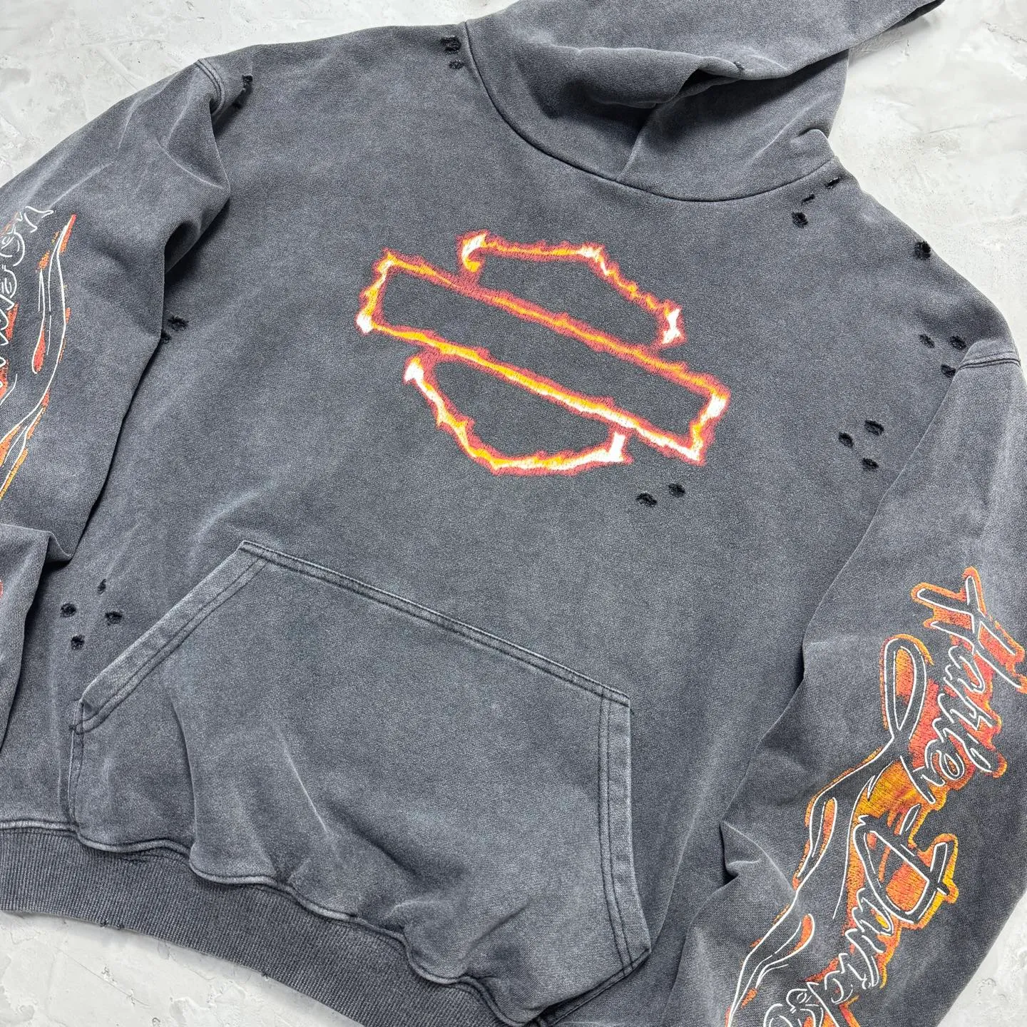 P268 # CHE-60 Saint "West Coast Chopper Harley Flame West Coast Cross" limited edition washed distressed hooded sweatshirt with multi-position hand-damaged craftsmanship. Heavy Assute fermentation and washed with water fade. Size: S M L XL
